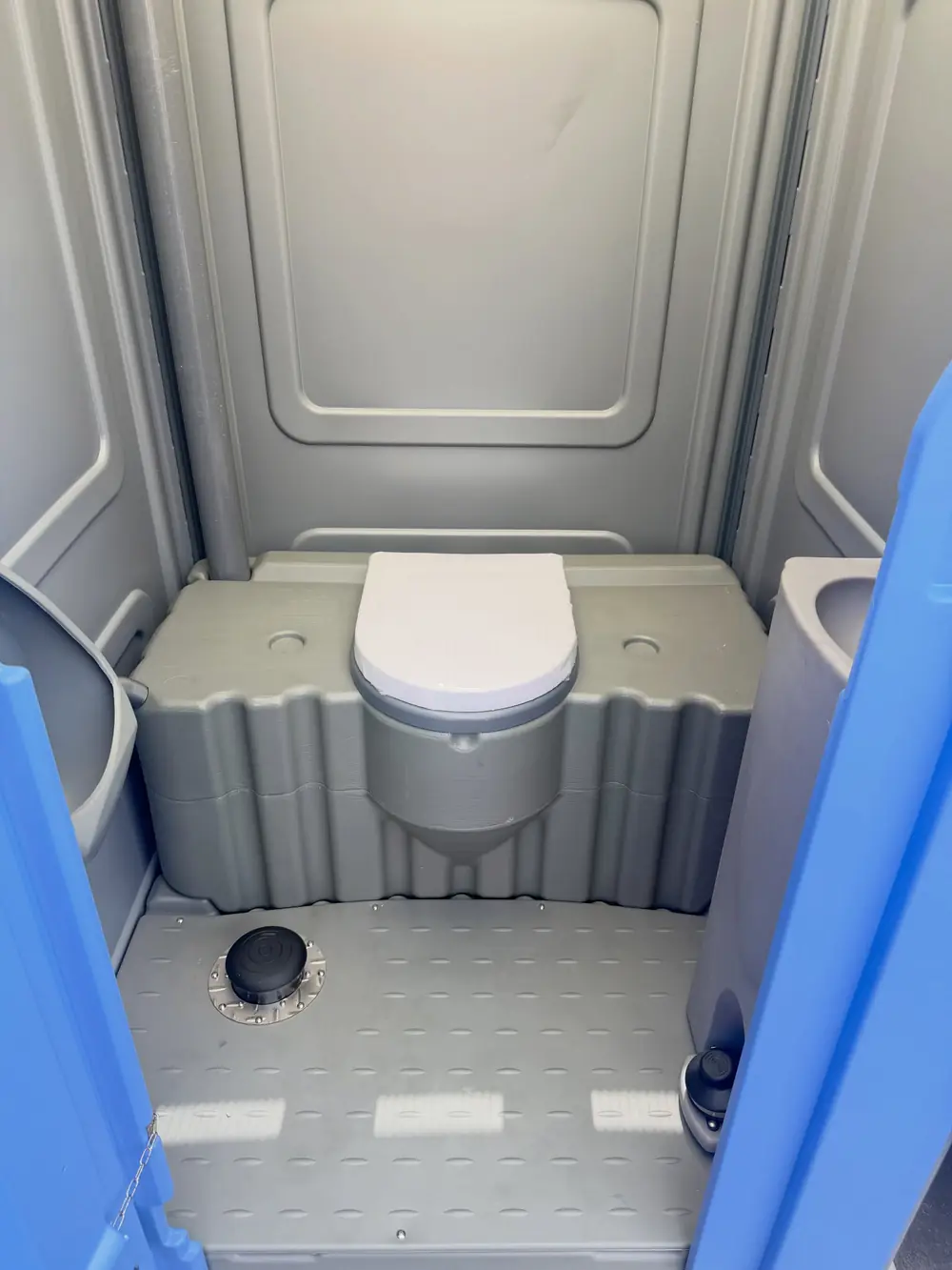 Standard porta potty rental in Killeen, Texas
